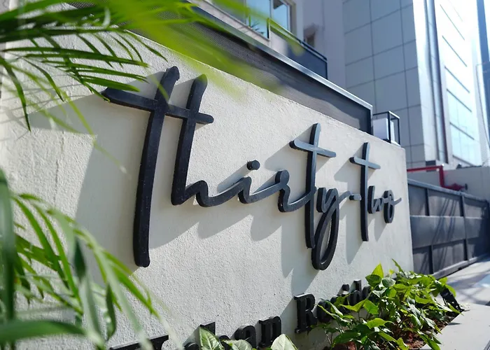 32 Urban By Akoya Hotels