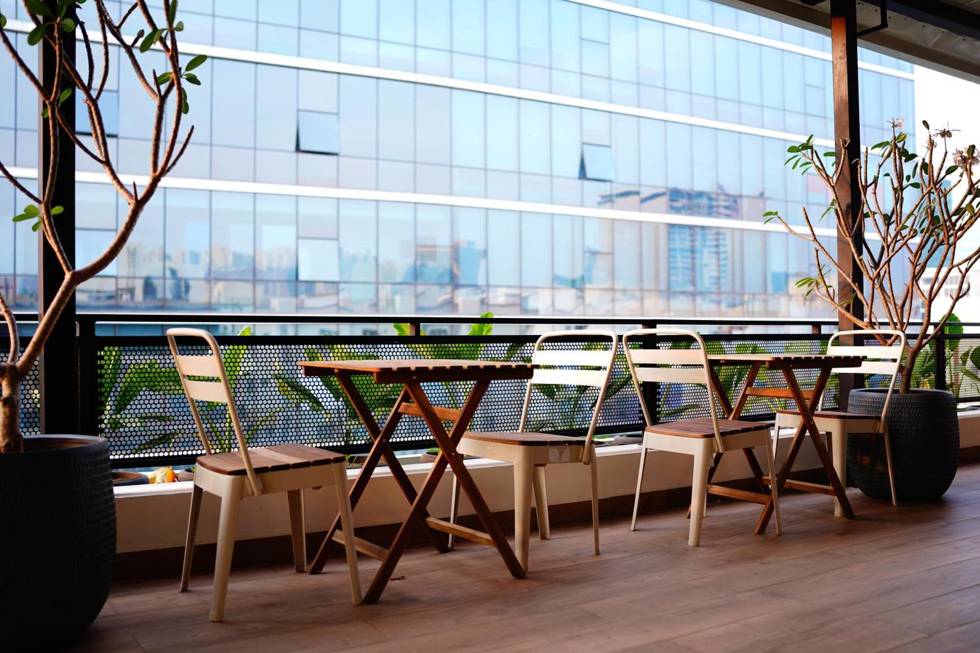 32 Urban By Akoya Hotel